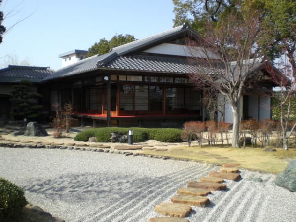 Nishio City History Park (Nishio Castle and Former Konoe Residence)