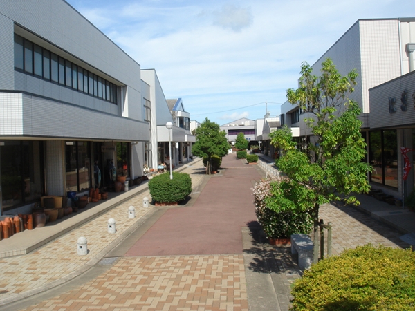 セラモール外観