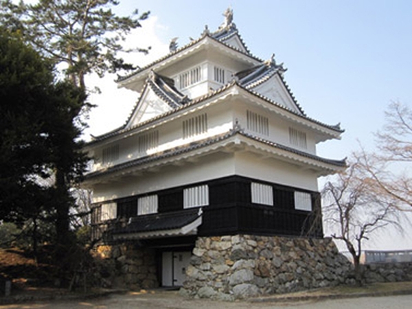 Yoshida Castle