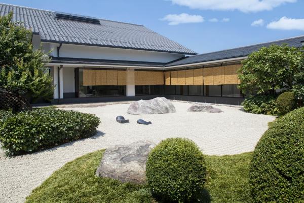 名都美術館