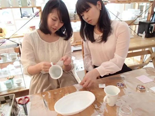 人気洋食店の絶品ランチ＆大人かわいい体験コース