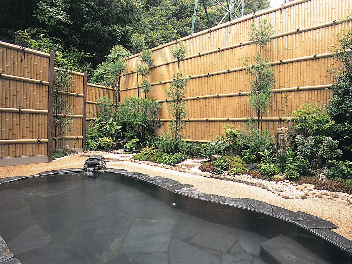 บ่อน้ำพุร้อนซานาเกะ