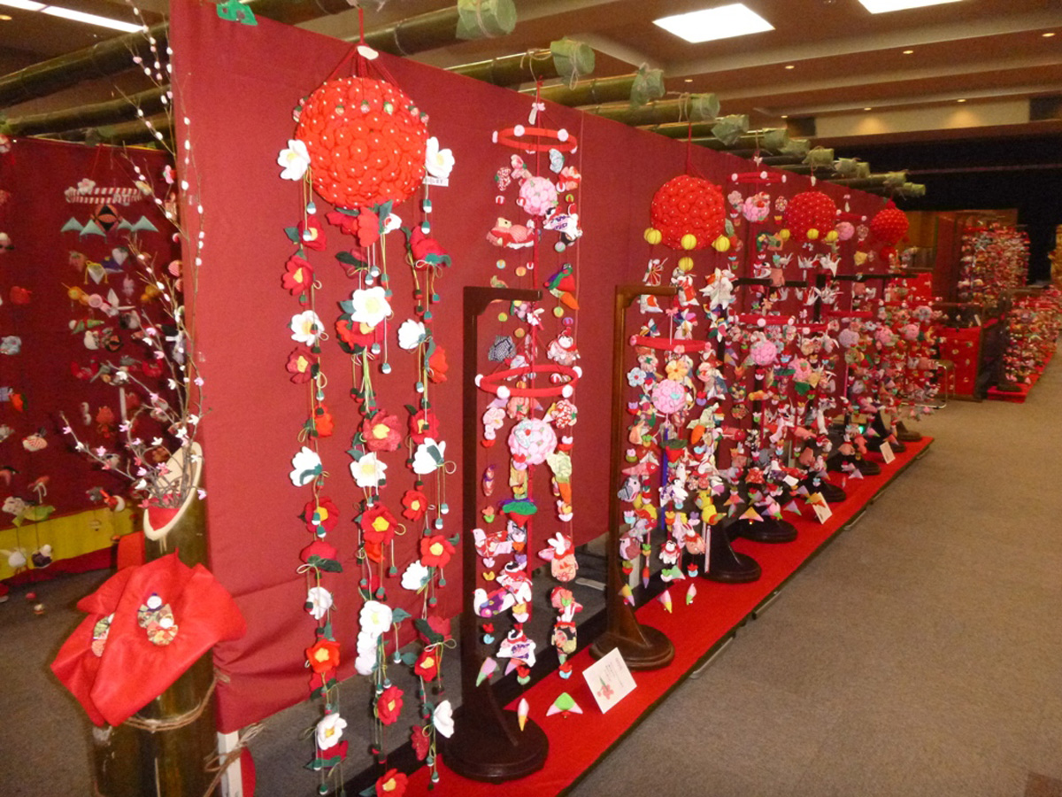 竹あかりとお雛さま展