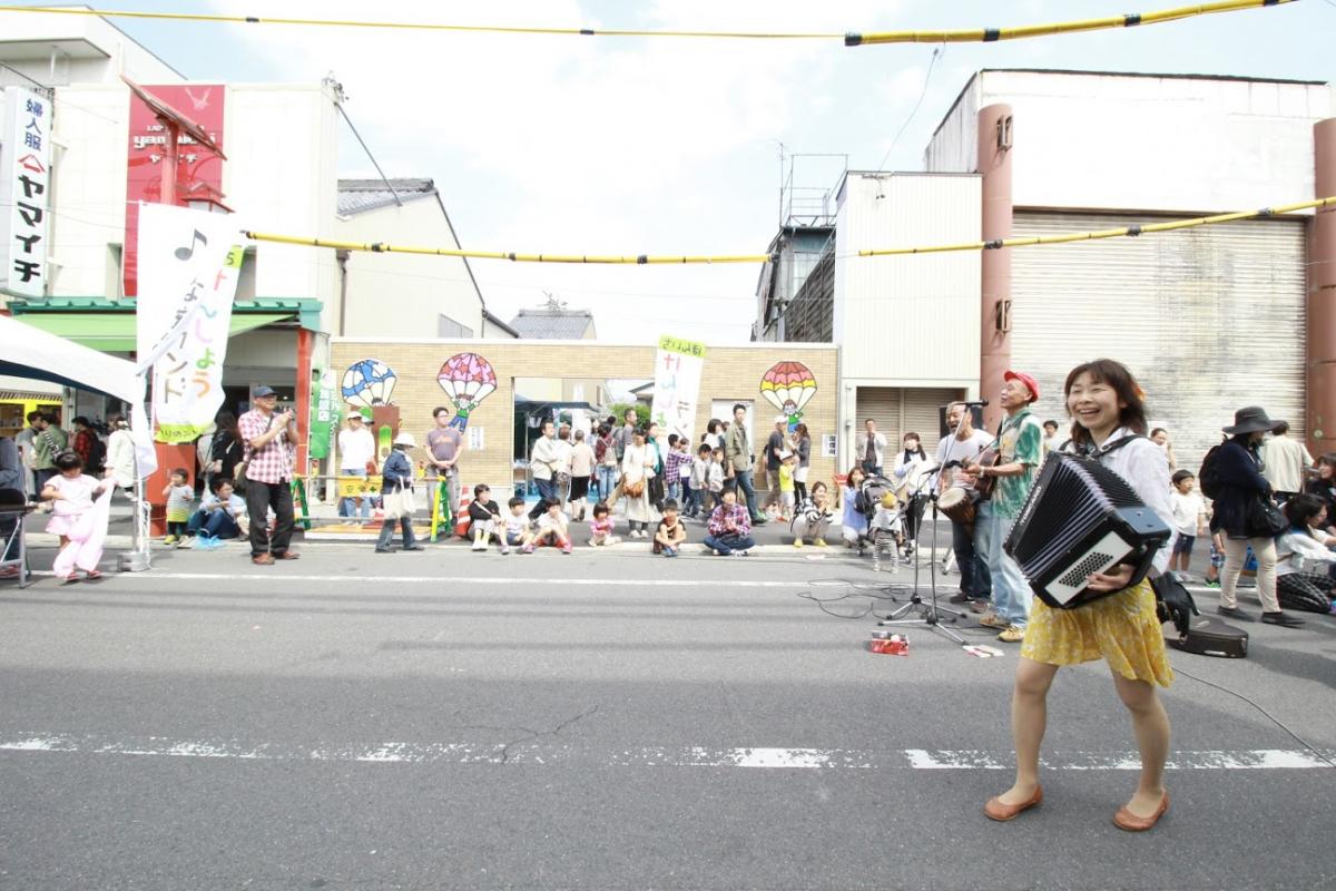 ตลาดโมริโนะมิยะอิจิ